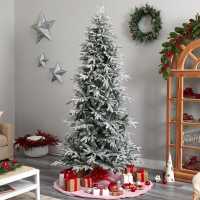 Arbre de Noël artificiel enneigé épinette avec lumières
