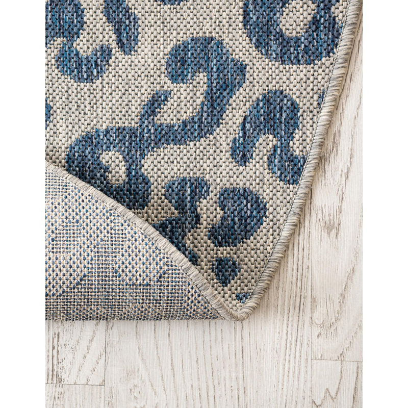 Munk Animal Print Blue/Gray Indoor/Outdoor Area Rug, Oval 7'10" x 10'