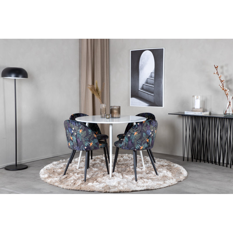 Neillsville 4 - Person Dining Set