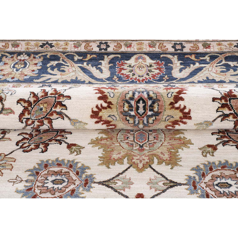 Hand Woven Wool Floral Area Rug, Rectangle 6' x 9'