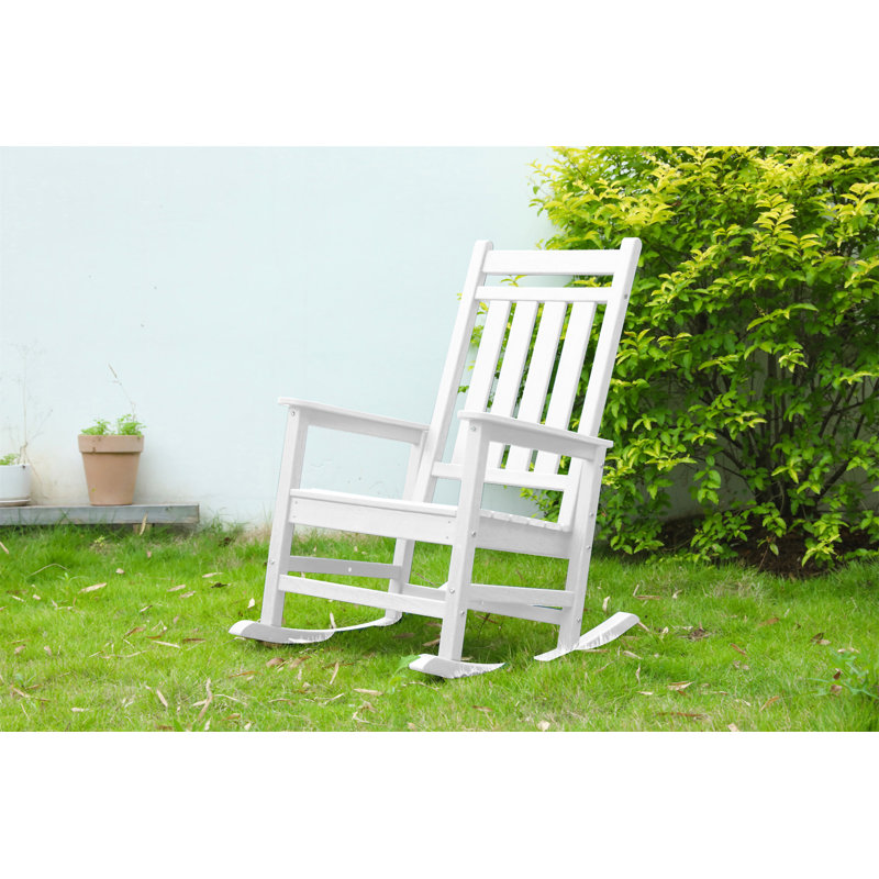 Chaise berçante surdimensionnée à texture de bois (excluant la table), Blanc