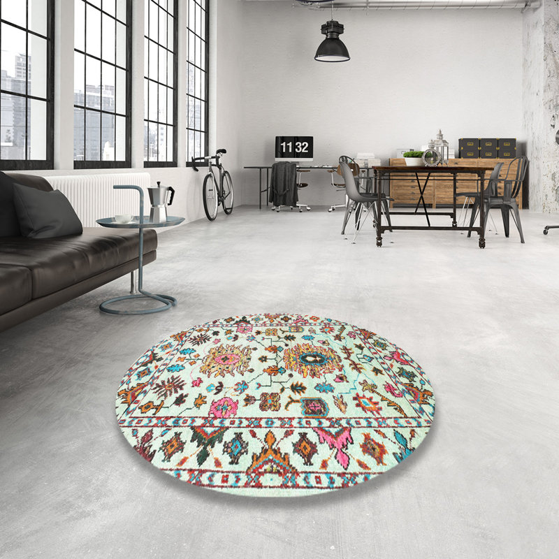 Oriental Indoor Rug, Round 5'