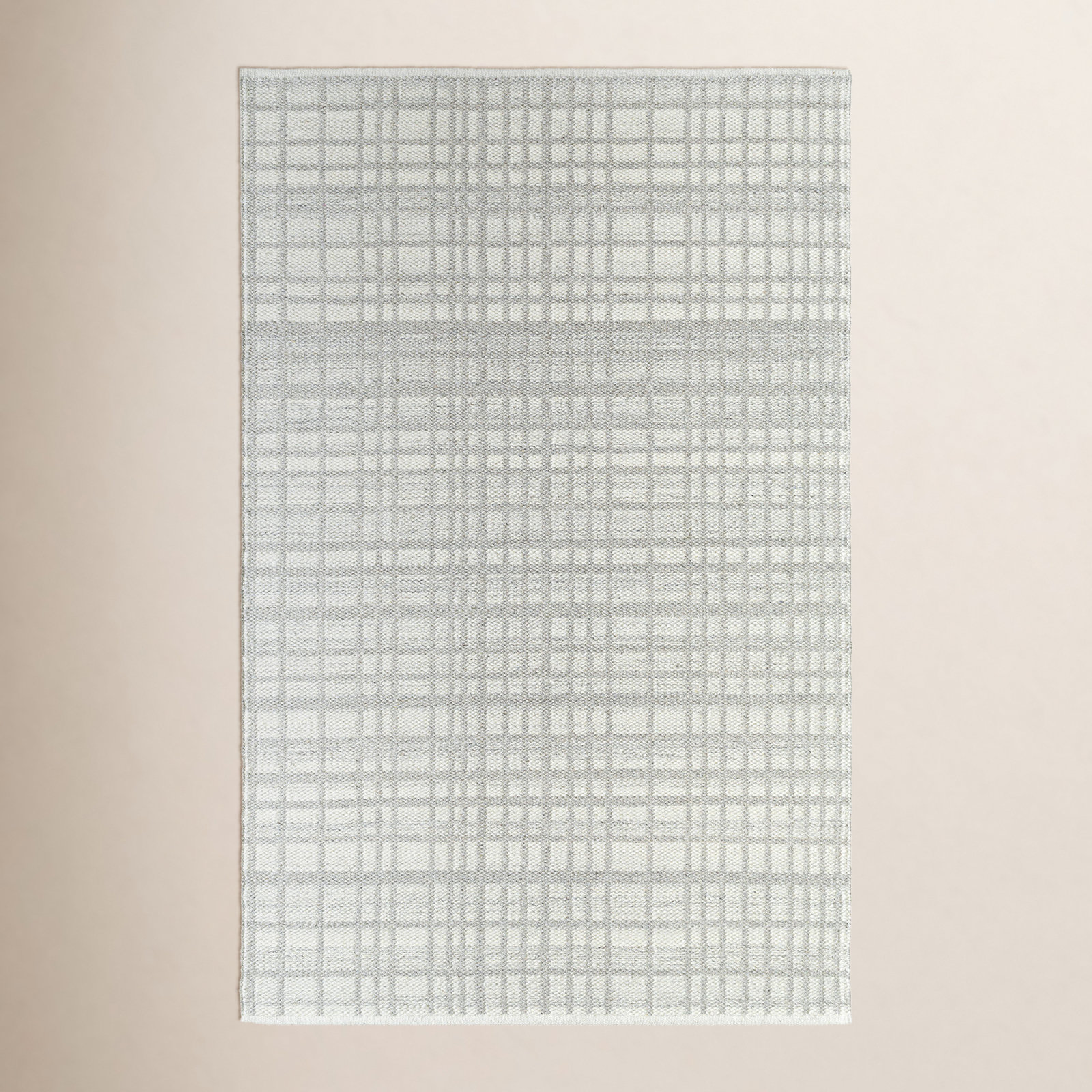 Lavande Hand-Woven Gray Plaid Rug, Rectangle 5' x 7'6"