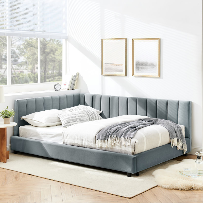 Et lit double, avec revêtement en velours / pour la maison, rembourré confortable, Gris