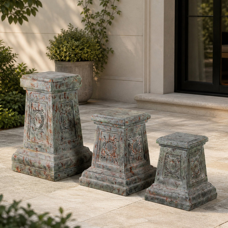 Ensemble de 3 statues de jardin antiques MGO