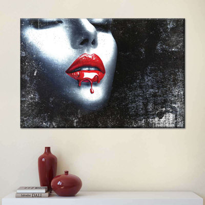 Gouttes de peinture rouges