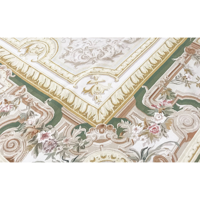Aubusson Renaissance Wool Oriental Area Rug in Ivory/Light Green