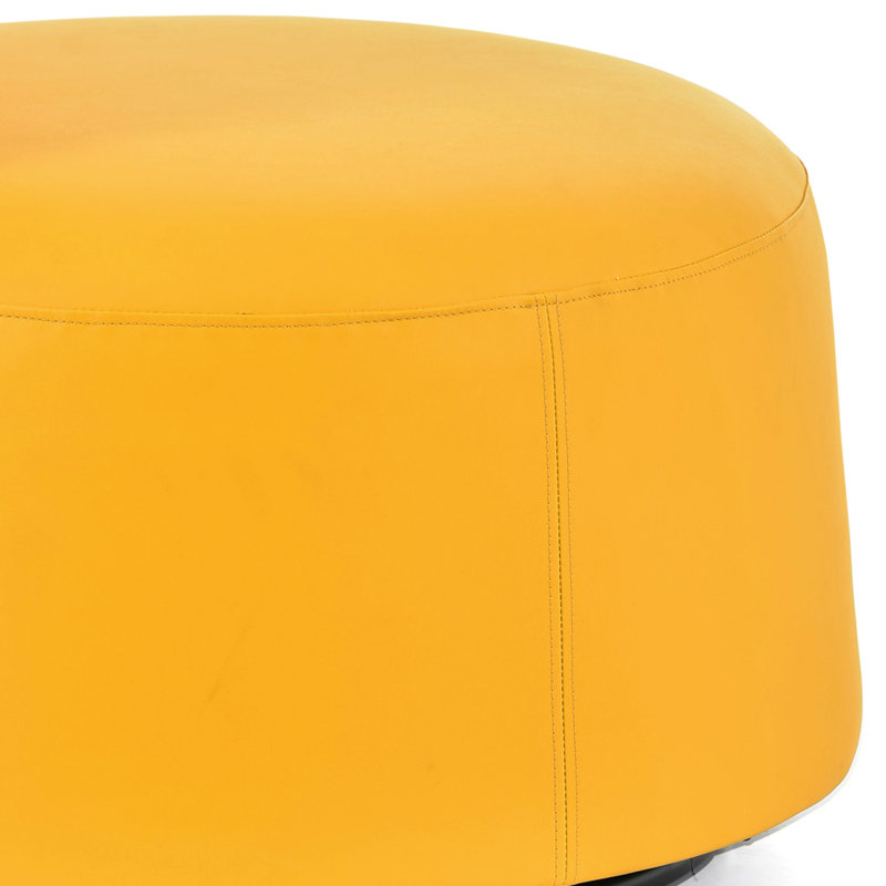 Fauteuil de chambre en similicuir Shiloh de style moderne avec base pivotante en métal à 360 degrés pour les chambres à coucher et les salons, les salons