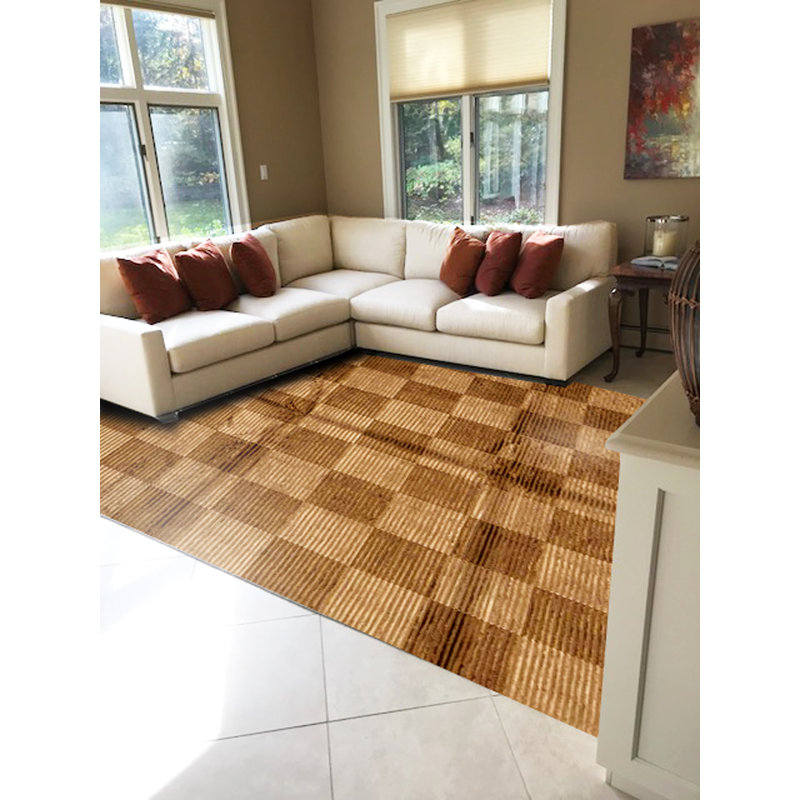 Himalayan Wool Checkered Area Rug in Brown