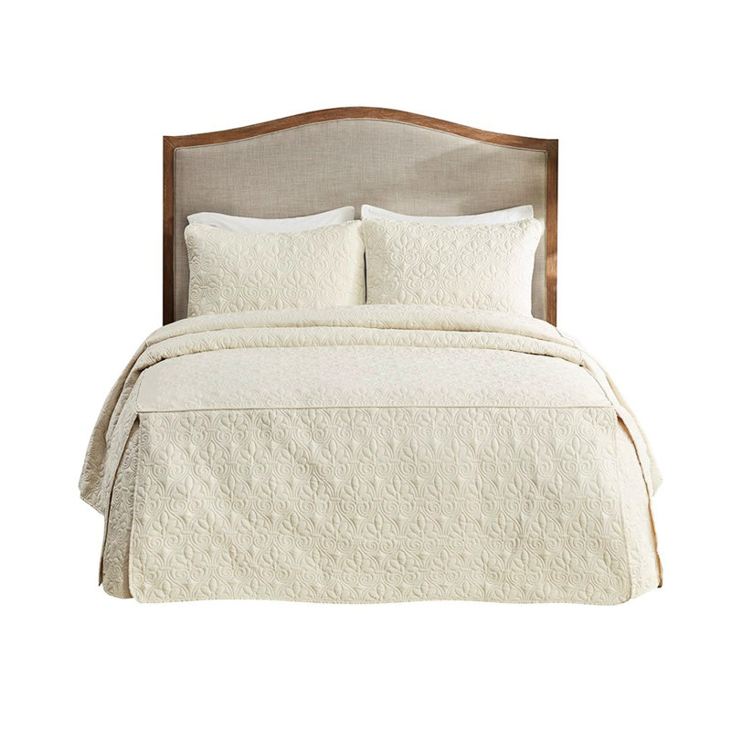 Ensemble de 3 couvre-lits crème Coin fendu plissé. Microfibre. Remplir. . Pièce de literie envoûtante lavable à la machine. 100%. . Délicat
