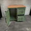 Buffet de style industriel avec roulettes