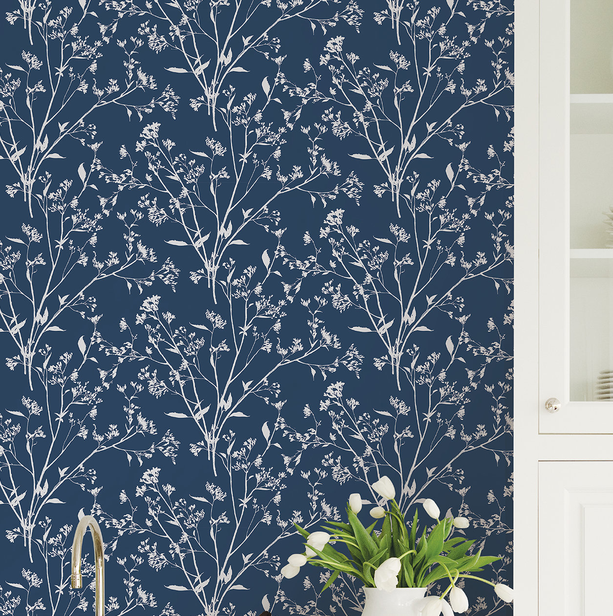 Stormi Modern Floral Wallpaper, Navy