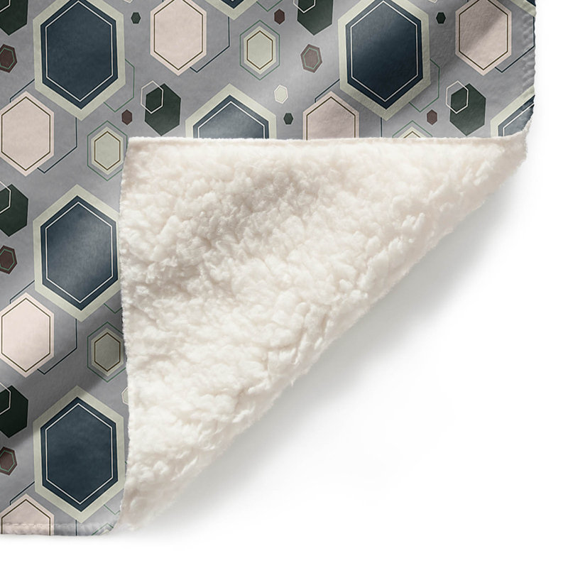Couverture Mid-Century Hexagons, 68 po x 80 po