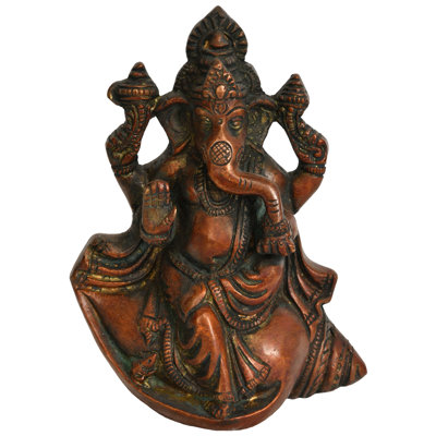 Bhakawan Ganesha assis sur une conque