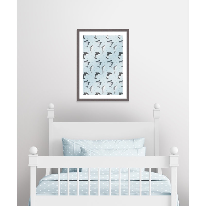 «Happy Fish», impression sur papier, H 34,5 po x l 24,5 po x P 0,6 po, Encadré plat à grain de bois gris