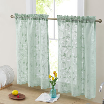 Geake Floral Cafe Tiers 60" Kitchen Curtain