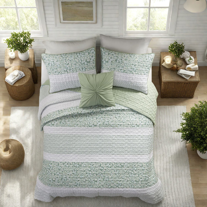 Premium Seersucker Quilt Bedding Set, Polyester, Farmhouse Style, Home Comfort