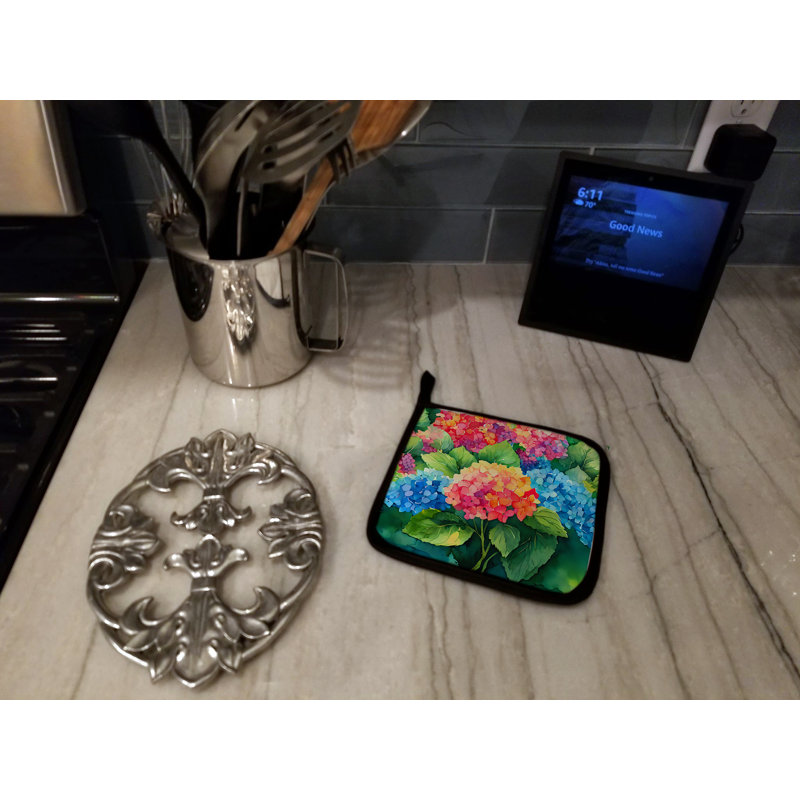 Caroline's Treasures Floral Polyester Potholder Set