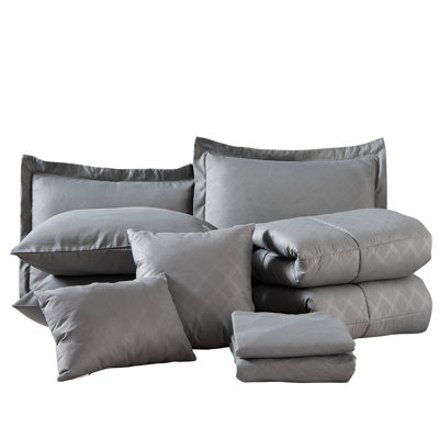 Dinardo Comforter Set