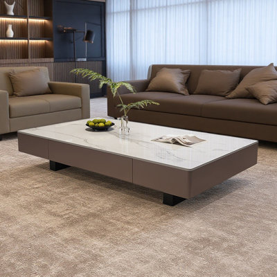 Table basse simple et moderne