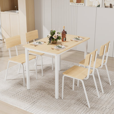 Ensemble de table de salle à manger 5 pièces avec 4 chaises, ensemble de table de cuisine et chaises de 43 po pour 4 personnes, table de salle à manger avec structure en métal et panneau de fibres à densité moyenne, parfait pour les petits espaces, facile à nettoyer