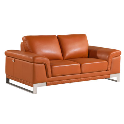 Cuir fleur brun clair avec bois franc séché au four, coussin en mousse, pieds, structure en bois: blocs renforcés, mousse à 3 couches, bois massif,