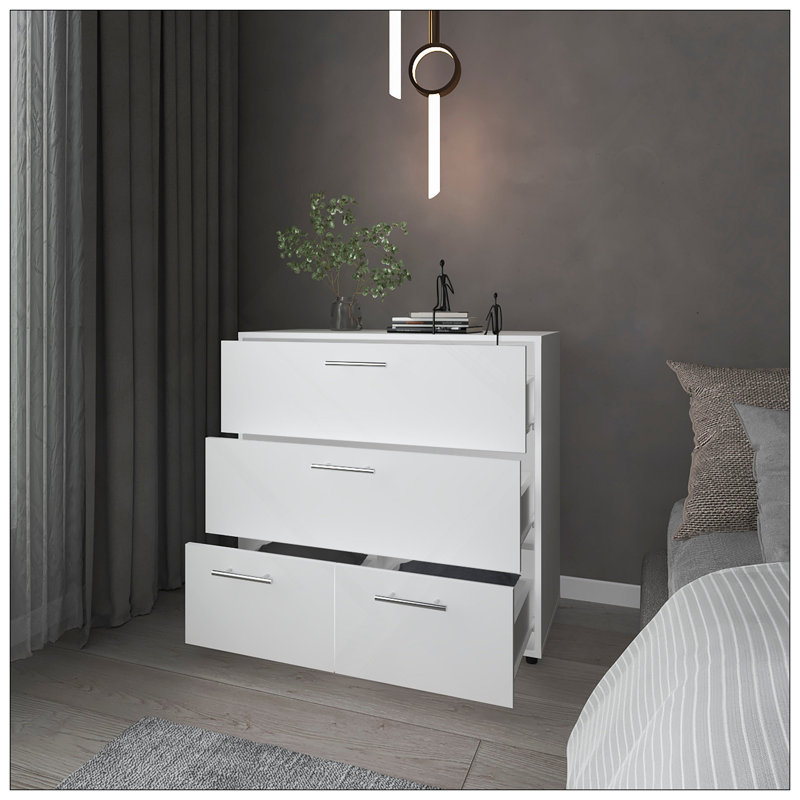 Commode blanche avec 4 tiroirs spacieux