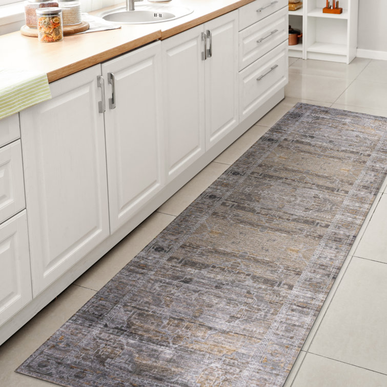Sarok Ornate Medallion Machine-Washable Gray/Mustard Rug