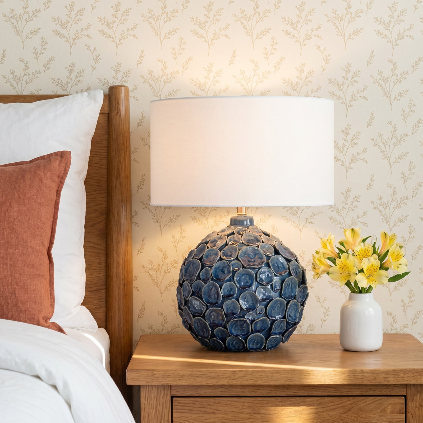 Lucia Ceramic Table Lamp, Blue