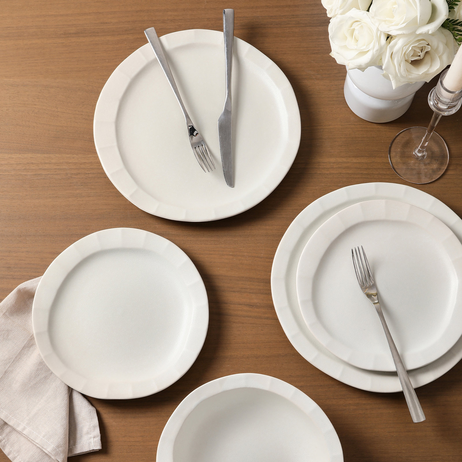Oasis Stoneware Dinnerware Set, White