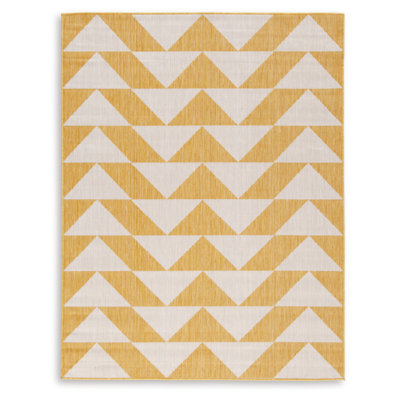 Juhi Chevron Indoor / Outdoor Rug