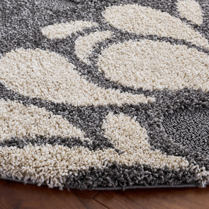 Chanhassen Shag Performance Floral Rug, Round 6'7"