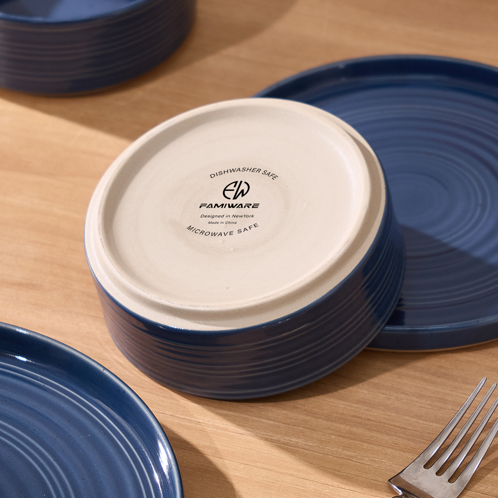 Zaiden Stoneware Dinnerware Set, Abysses Blue