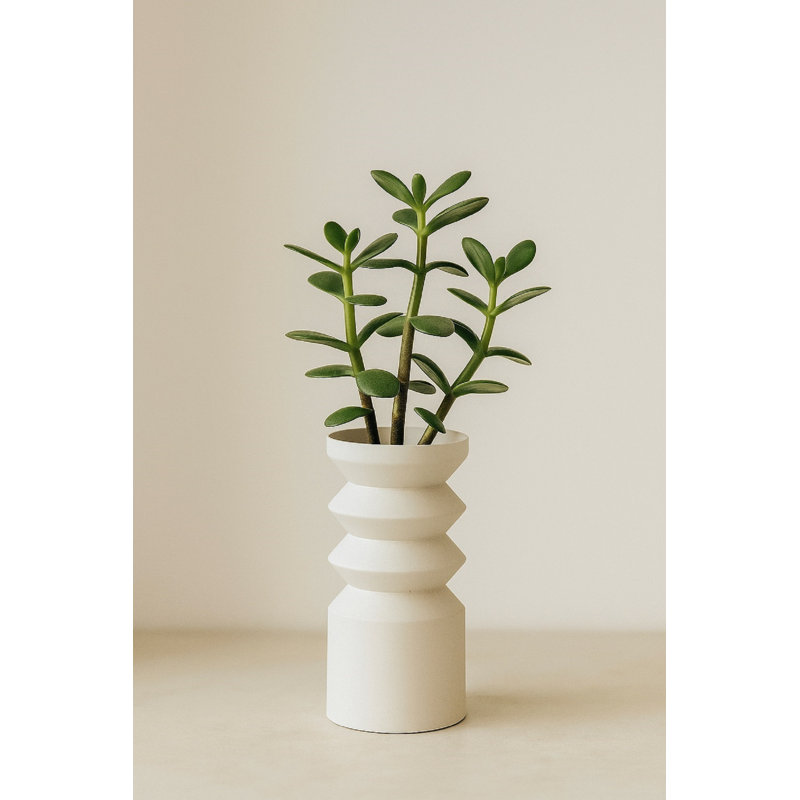 Vase en fer blanc Lg, H 8 po x l 4 po x P 4 po