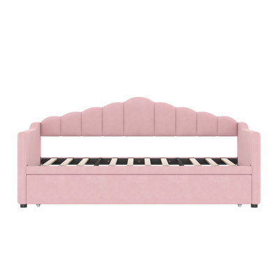 Upholstered Daybed With Trundle And Usb by Everly Quinn