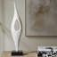 Sculpture en pierre blanche Uttermost