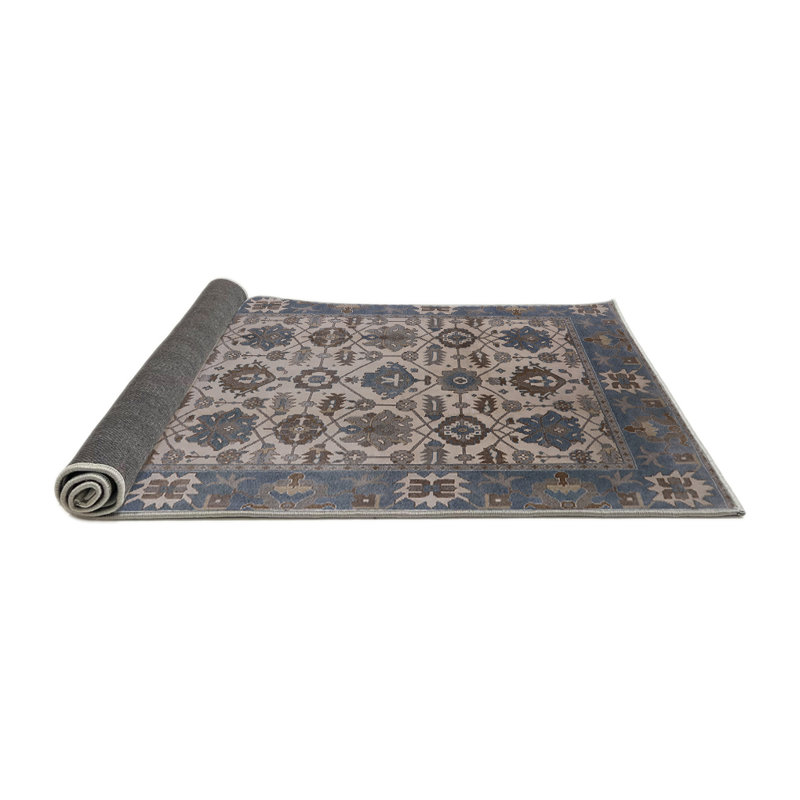 Tapis oriental bleu / beige / brun Arman, Carré 6 pi