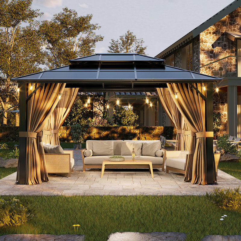 13 pi. L 10 pi. D Pavillon de jardin à double toit avec guirlandes de lumières