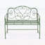 Banc de jardin élégant avec dossier décoratif recourbé, siège double et fabrication en fer résistant aux intempéries pour une assise confortable