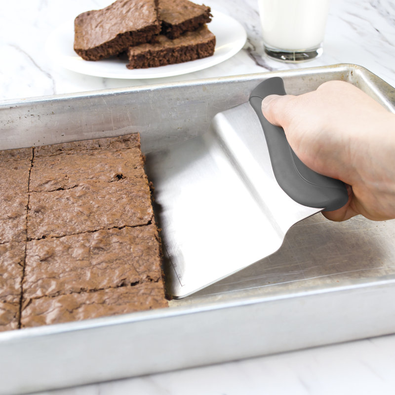 Tovolo Bench Scraper With Measurement Guide, Dough Divider With Offset Blade, Pastry Scraper With Ruler, Ergonomic Baking Tool, Dishwasher-Safe & BPA-Free