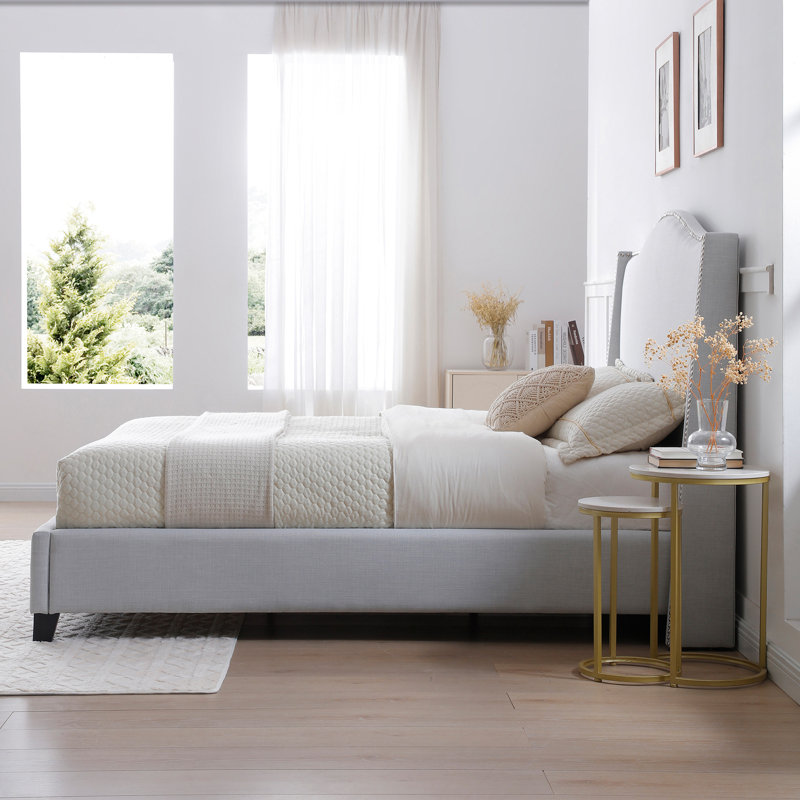 Hampton  Wingback Bed, Linen, Light Blue, Twin