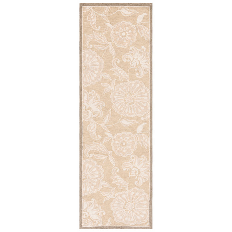 Jonsson Hand Hooked Wool Pile Floral Rug
