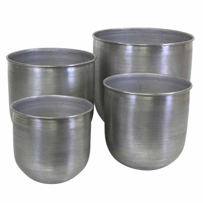 Freda Handmade Metal Pot Planter
