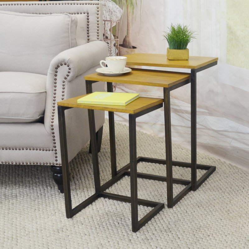 Kendrik 23.5" H x 18" W Solid Wood C-Table Nesting Tables, Oak, Iron