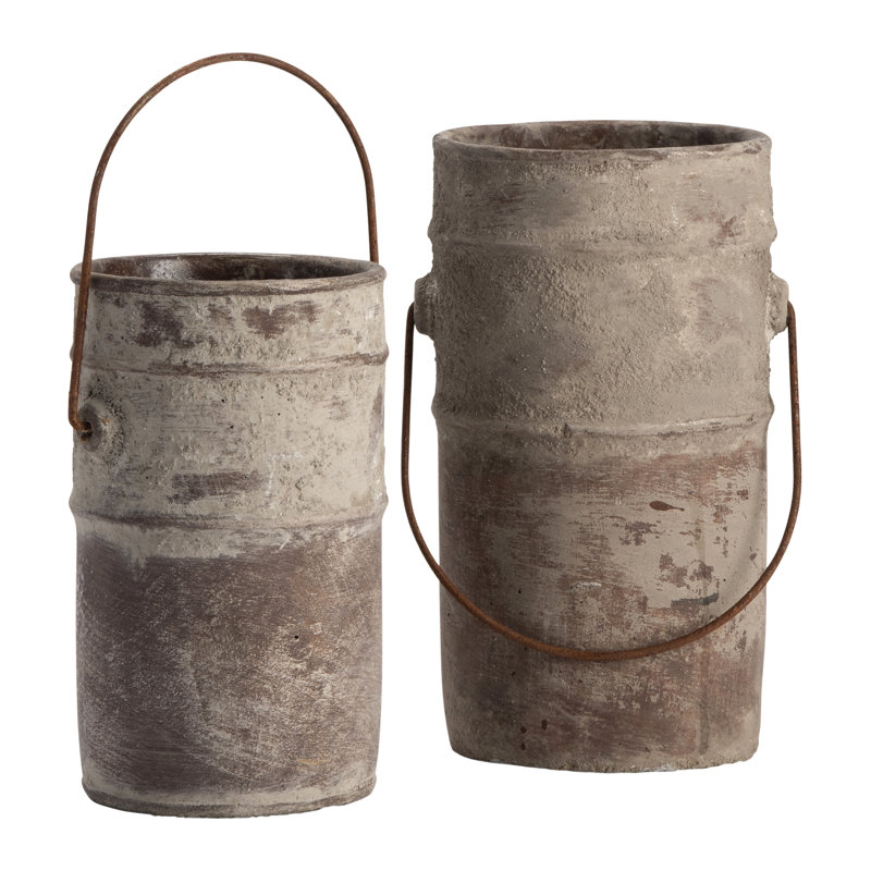 Gracie Oaks Bucket