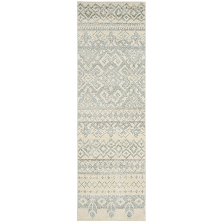 Wynn Southwestern Indoor/Outdoor Rug