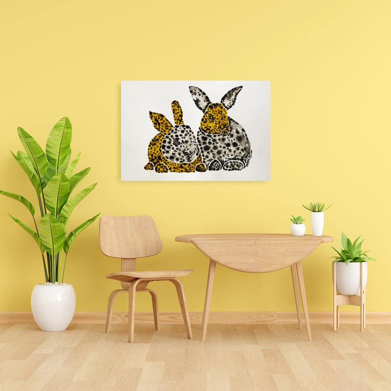 Lapin jaune tacheté, 24" H x 36" W