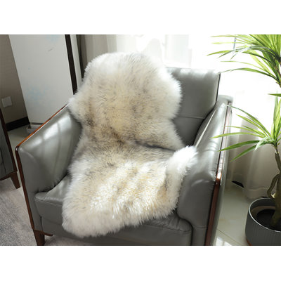 Tapis en peau de mouton novateur Laskett