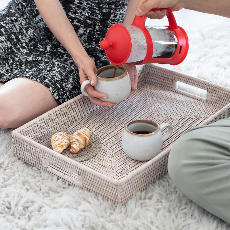 OVENTE French Press Coffee Maker 34 Ounce with Heat Resistant Borosilicate Glass & Stainless Steel 4-Level Filtration System, Portable Cold Brew Coffee Maker for Travel, Camping or Gift, Red FPT34R