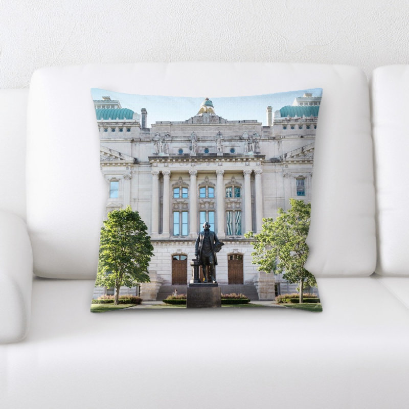 Coussin statue